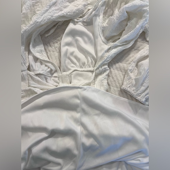 NWT Showpo Sanaa long sleeve open back mini dress in white size 6 - Picture 15 of 16